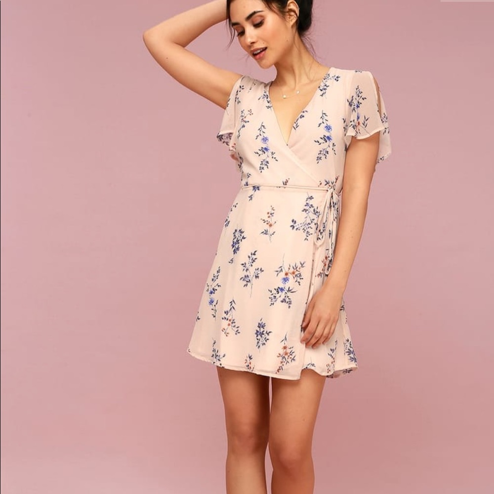 Lulu’s Fowler Blush Pink Floral Print Wrap Dress